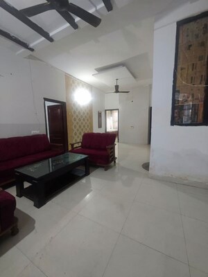 Living Room in 3 BHK Builder Floor at Pir Machalla – for Rent