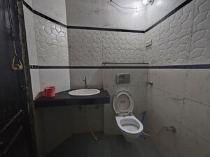 Bathroom in 3 BHK Builder Floor at Pir Machalla – for Rent