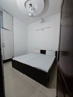 Bedroom in 3 BHK Builder Floor at Pir Machalla – for Rent
