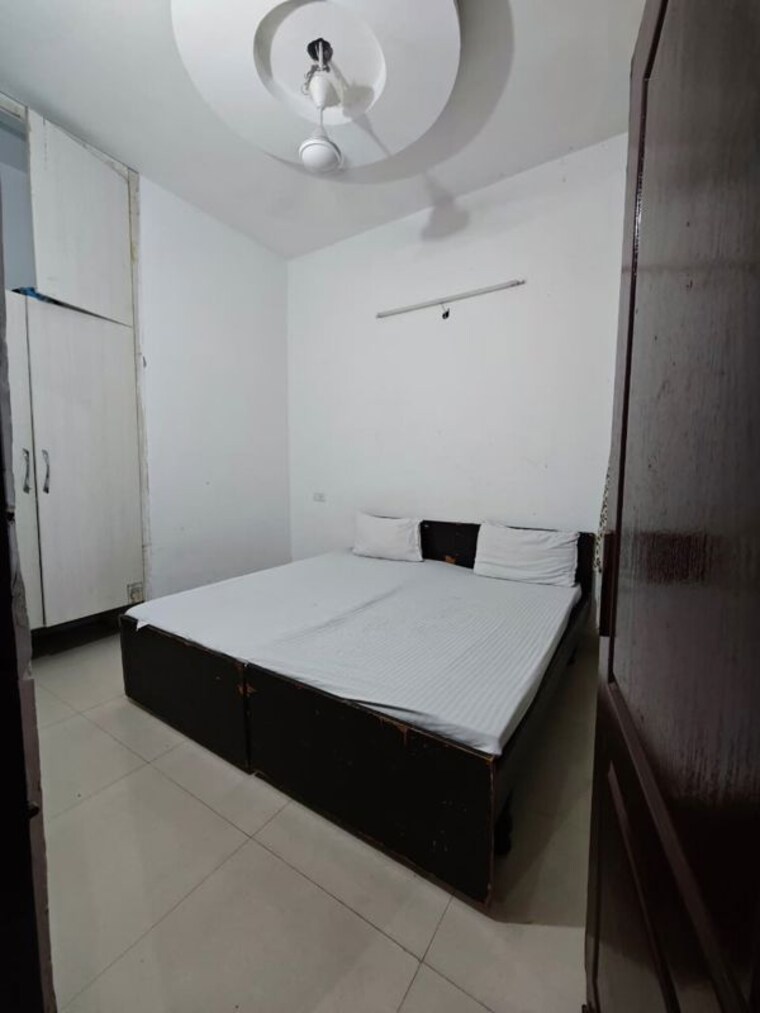 Bedroom, pir machalla 3 Bedroom 150 Sq.Yd. Builder Floor In Pir Machalla Zirakpur 10737388