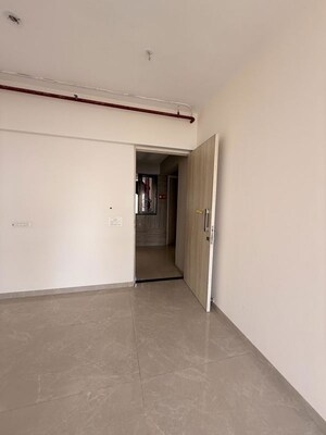 Room in 2 BHK Apartment at Indus Valley Aangan, Matunga West – for Sale