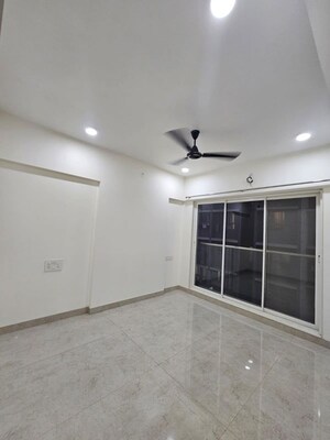 Room in 3 BHK Apartment at Alliance Abhimanyu, Malad West – for Rent