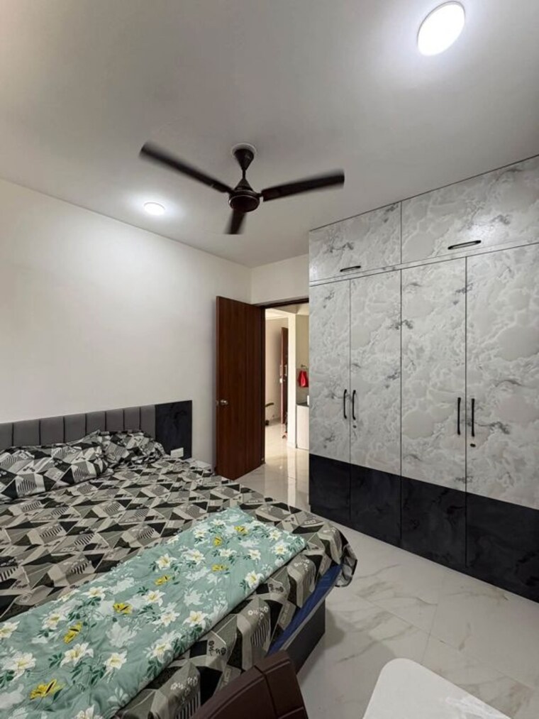 Bedroom, juhu-sameep-apartment 2 Bedroom 780 Sq.Ft. Apartment In Andheri West Mumbai 10737483