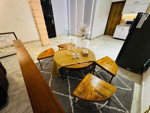 Team Area in 2 BHK Builder Floor at East Of Kailash – for Rent