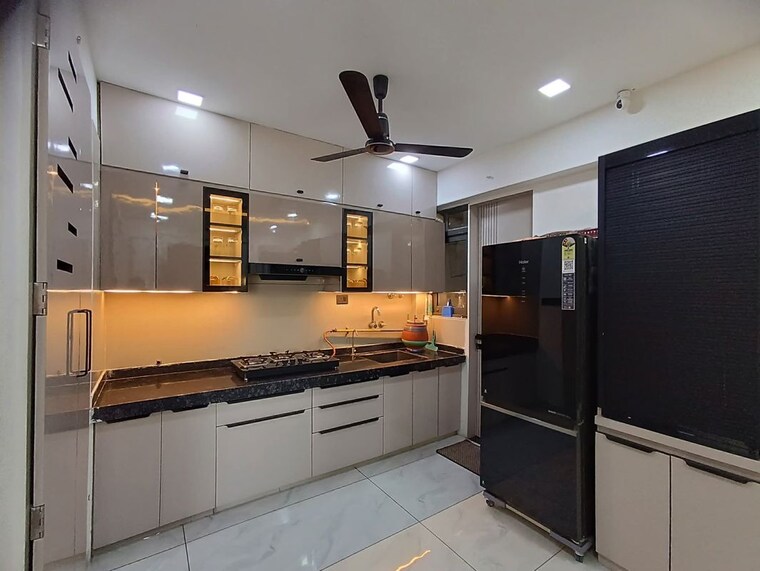 Kitchen, bandstand-apartment 2 Bedroom 800 Sq.Ft. Apartment In Bandra West Mumbai 10737523