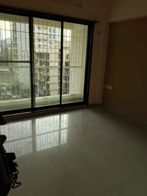 Room in 2 BHK Apartment at 5P Bhagwati Heritage, Kamothe – for Sale