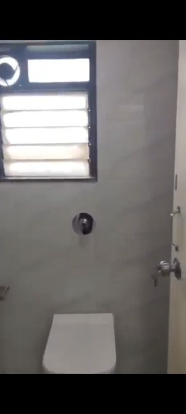 Bathroom, andheri east Commercial Office Space 2000 Sq.Ft. In Andheri East Mumbai 10737563