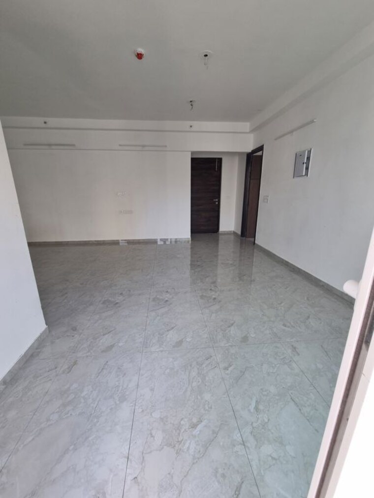 Room, nirala-estate-ii 3.5 Bedroom 1897 Sq.Ft. Apartment In Tech Zone 4 Greater Noida Greater Noida 10737552