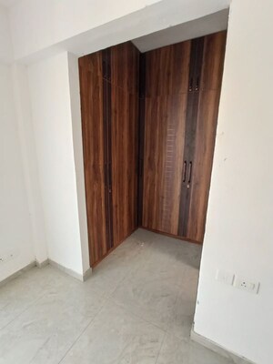  3.5 BHK Apartment at Nirala Estate II, Tech Zone 4 Greater Noida – for Rent