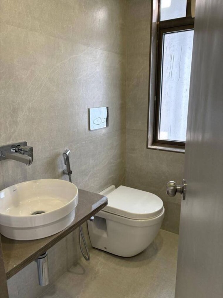 Bathroom, versova-kiran 2 Bedroom 750 Sq.Ft. Apartment In Andheri West Mumbai 10737587