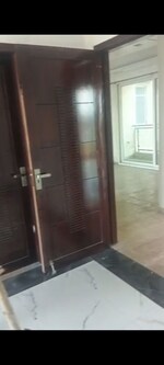 3 BHK +  2500 Sq.Ft. Apartment in Mahagun Mezzaria