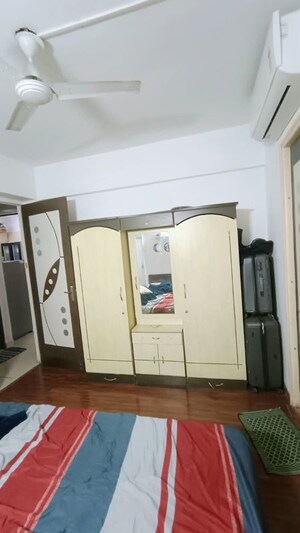 Bedroom in 2 BHK Apartment at Dhanori – for Rent