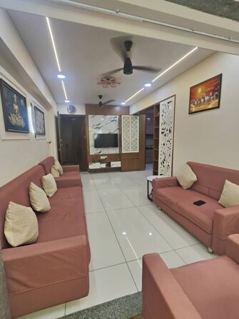 2 BHK +Apartment For Rent in Beach Apartments in Juhu, Mumbai