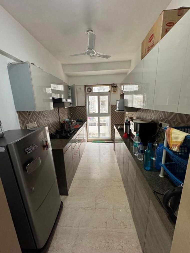 Kitchen, beach-apartments 2 Bedroom 750 Sq.Ft. Apartment In Juhu Mumbai 10737626