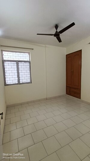 Room in 2 BHK Apartment at Maple Heights, Sector 43 – for Sale