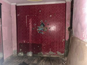 Furnished Amenities in  Apartment at Subhash Park – for Sale