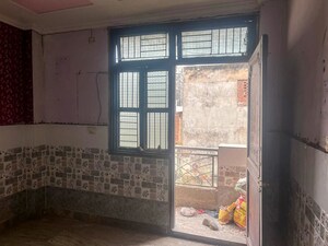 Room in  Apartment at Subhash Park – for Sale
