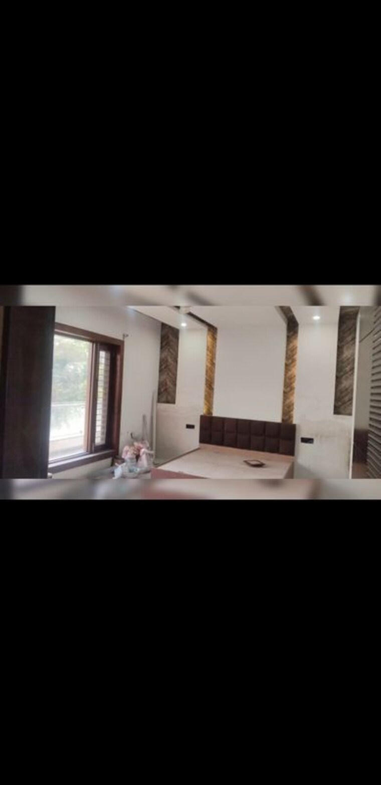 undefined, sector 85 5 Bedroom 500 Sq.Yd. Builder Floor In Sector 85 Faridabad 10737714