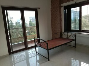 Bedroom in 2 BHK Apartment at Prabhat Apartment, Prabhat Road – for Rent
