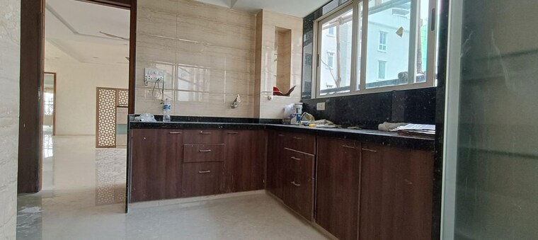 Kitchen, shree-chs-matunga 3 Bedroom 2000 Sq.Ft. Apartment In Matunga East Mumbai 10737746