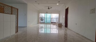 3 BHK 2000 Sq.Ft. Apartment in Shree CHS Matunga