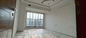 Room in 3 BHK Apartment at Shree CHS Matunga, Matunga East – for Rent