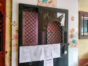 Furnished Amenities in  Apartment at Andheri East – for Sale