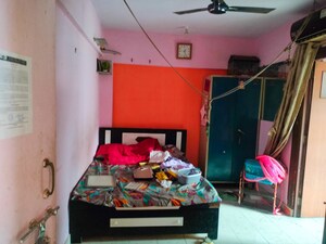 Bedroom in  Apartment at Andheri East – for Sale