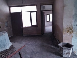 Room in  Independent House at Rakh Bagh – for Sale