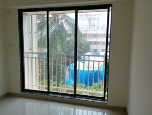 Room in 1 BHK Apartment at Vile Parle East – for Rent