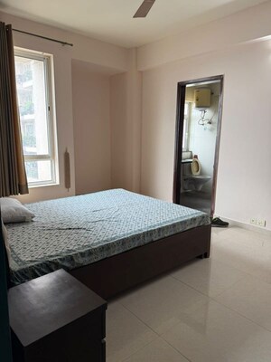 3 BHK Apartment For Rent in Unitech Escape, Sector 50