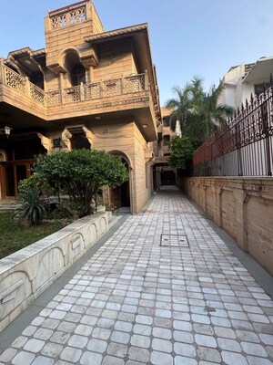 6+ BHK Villa – Exterior View View at Greater Kailash - for Rent
