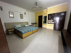 1 BHK Builder Floor For Rent in Sector 55