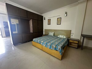 Bedroom in 1 BHK Builder Floor at Sector 55 – for Rent