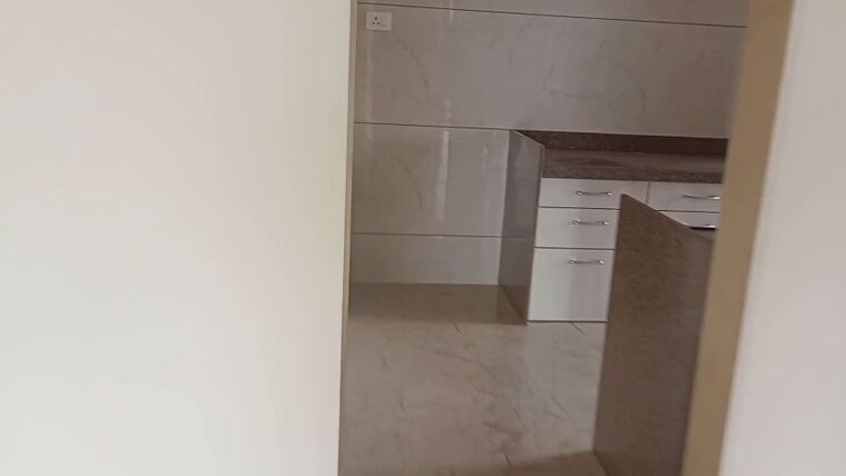 Bathroom, siddhi-aura 3 Bedroom 1040 Sq.Ft. Apartment In Andheri East Mumbai 10023852