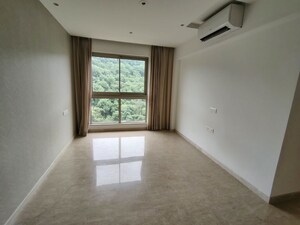 Room in 2 BHK Apartment at Hiranandani Castle Rock, Powai – for Sale