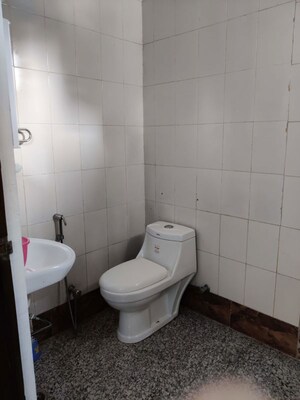 Bathroom in 1 RK Builder Floor at Sector 55 – for Rent