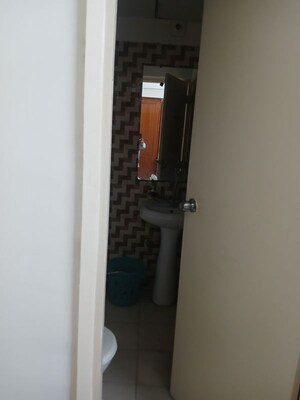 Furnished Amenities in Studio Apartment at Gaur City Center, Sector 4 Greater Noida – for Sale