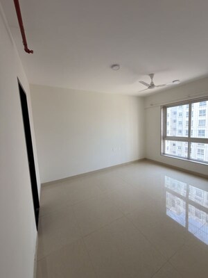 Room in 3 BHK Apartment at Hubtown Rising City, Ghatkopar East – for Rent