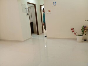 Furnished Amenities in 1 BHK Apartment at Panom Park, Vile Parle East – for Sale