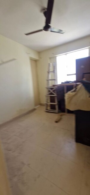2 BHK Apartment For Rent in Adore Happy Homes, Sector 86