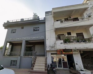  Apartment For Sale in Maharishi Puram Colony