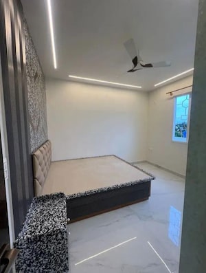 Furnished Amenities in 3 BHK Apartment at Olive Apartment Cooke Town, Cooke Town – for Rent