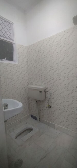 Bathroom in 1 BHK Builder Floor at Khirki Extension – for Rent
