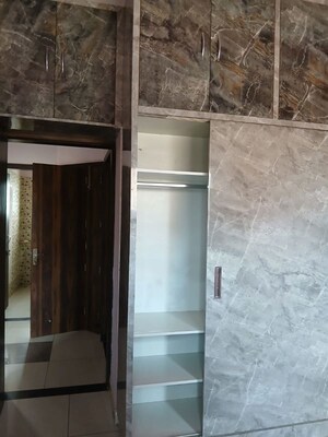 Room in 3 BHK Independent House at Sector 14 – for Rent