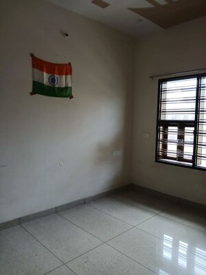 Room in 3 BHK Independent House at Sector 14 – for Rent