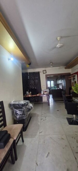 Living Room in 2.5 BHK Independent House at Carnation Greens, Sector 8 – for Rent
