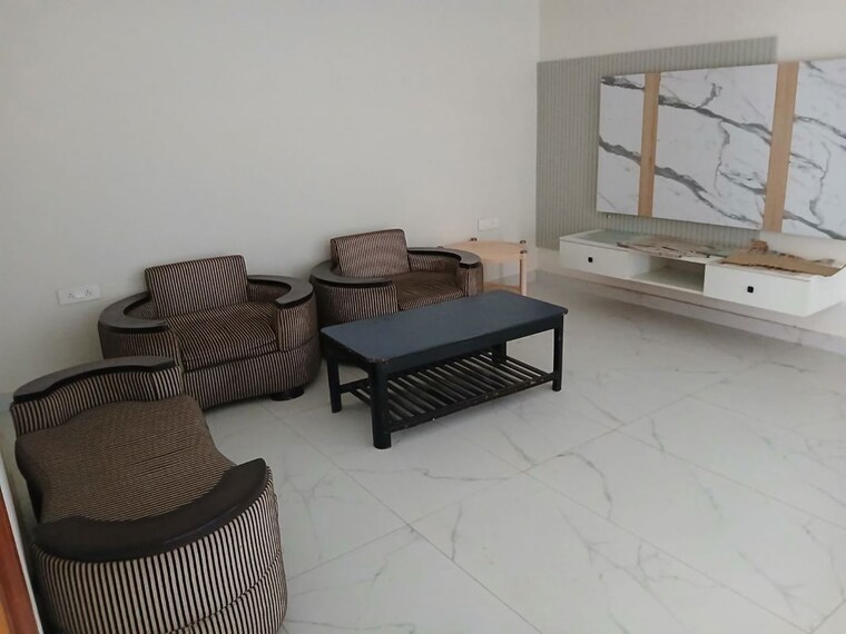 Living Room, sector 11 3 Bedroom 350 Sq.Yd. Independent House In Sector 11 Hisar 10738009