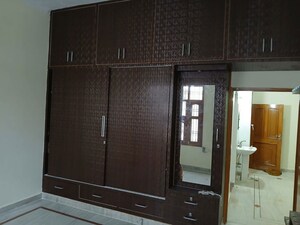 Room in 2 BHK Independent House at Sector 9 – for Rent