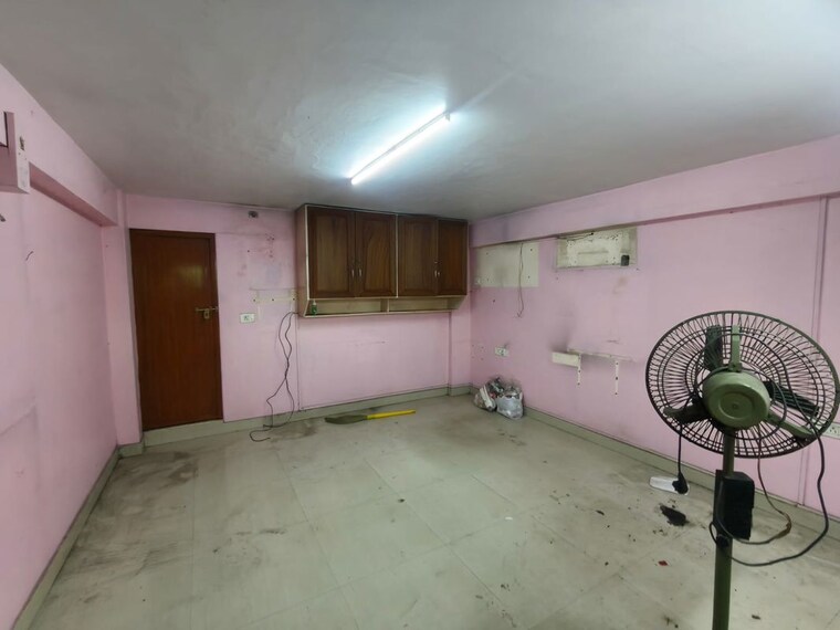 Exterior View, kathrikadavu Commercial Warehouse 1200 Sq.Ft. In Kathrikadavu Kochi 10738045